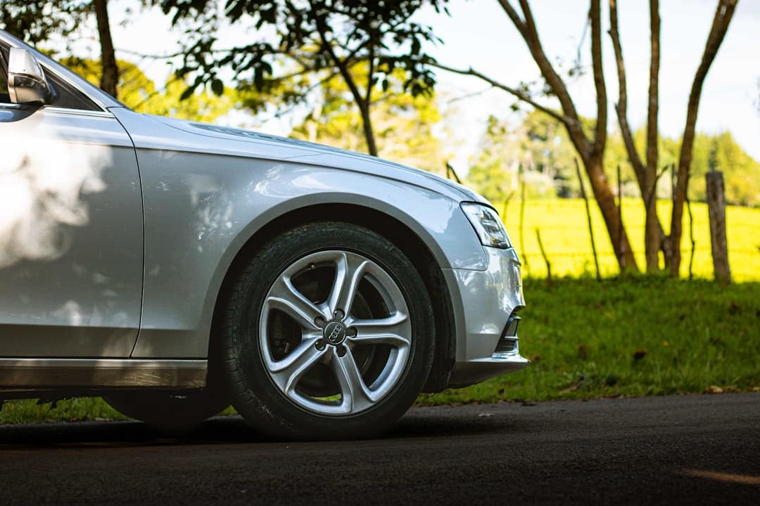 découvrez notre sélection des meilleurs pneus pour tous vos besoins. que ce soit pour la route, le tout-terrain ou des conditions hivernales, trouvez des pneus performants, durables et adaptés à votre véhicule. comparez les marques et les modèles pour rouler en toute sécurité.