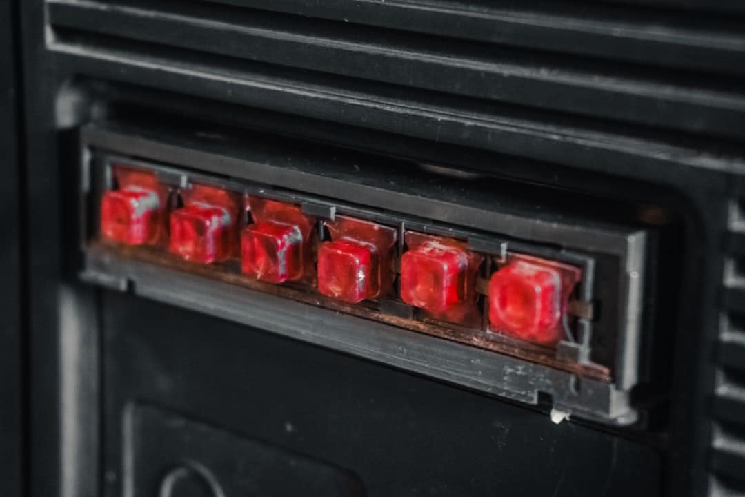 découvrez les meilleures barres lumineuses pour camion offrant une visibilité optimale et une durabilité exceptionnelle. parfaites pour tous types d'aventures et de travaux.