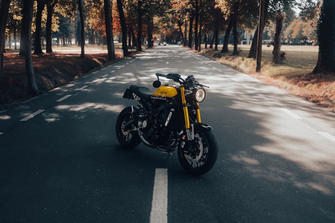 découvrez la gamme beta motorcycles : des motos tout-terrain performantes, conçues pour les amateurs de liberté et d'aventure.