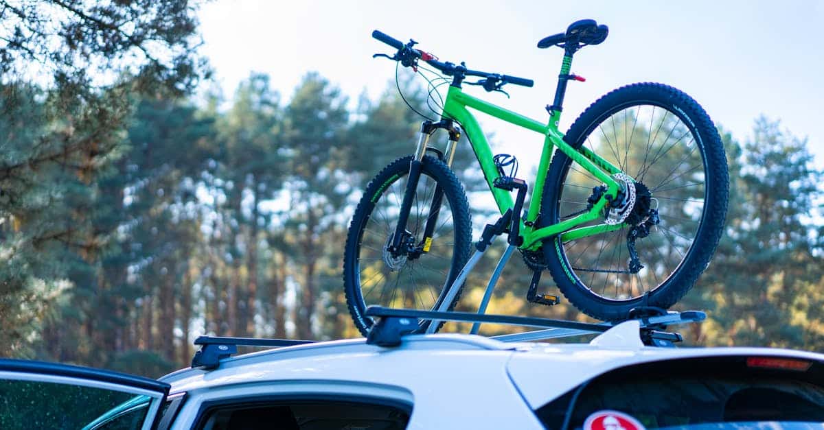 support vélo robuste et pratique pour transporter facilement votre vélo en toute sécurité. idéal pour voiture, maison ou garage.