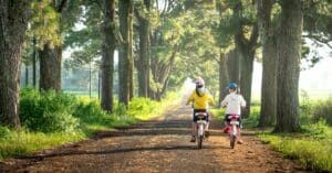 découvrez les meilleures routes à vélo pour tous les niveaux, que vous soyez débutant ou cycliste expérimenté. explorez des itinéraires pittoresques, sécurisés et adaptés à vos envies d'aventure à deux roues.