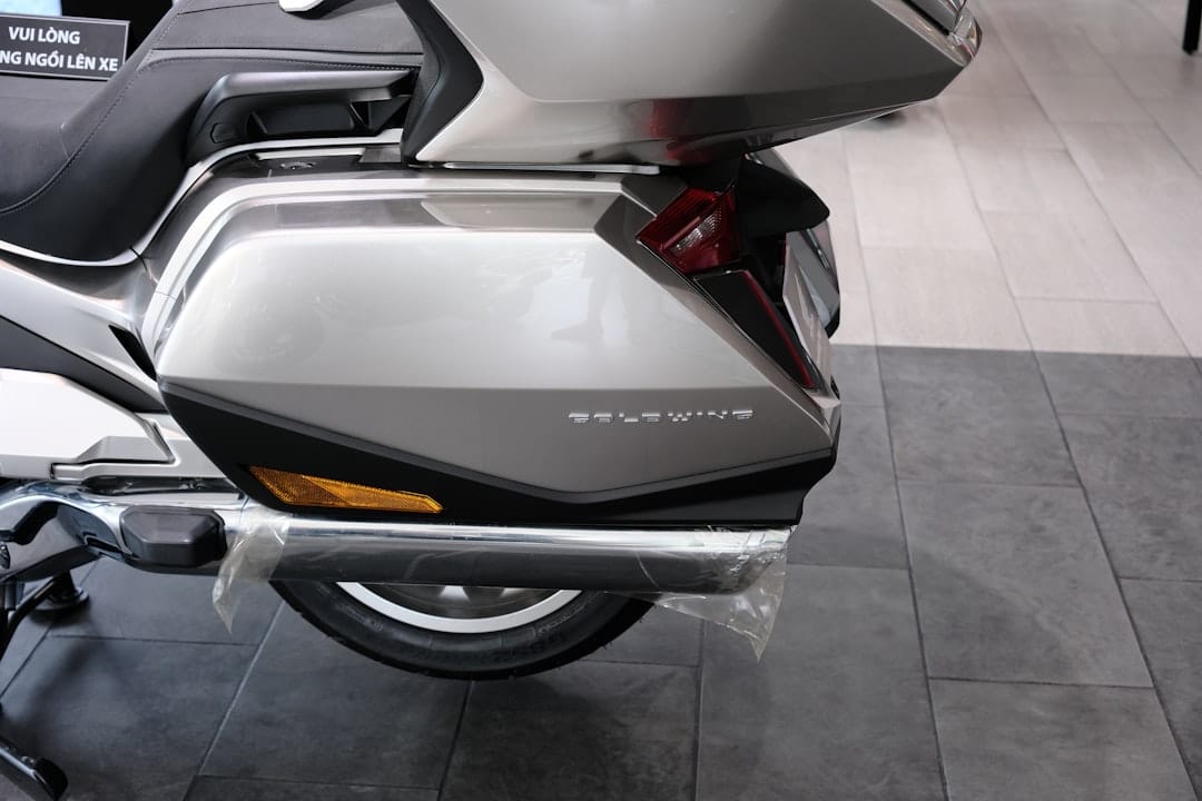 découvrez les caractéristiques des trottinettes bird : design innovant, autonomie électrique, sécurité optimisée et fonctionnalités intelligentes pour une expérience de déplacement urbaine sans effort.