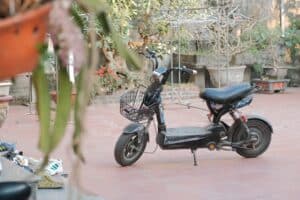 découvrez les caractéristiques innovantes des trottinettes bird : design ergonomique, batterie longue durée, sécurité améliorée et technologie de pointe pour une expérience de déplacement fluide et écologique.