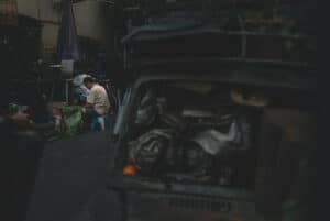 découvrez le bruder garbage truck, un camion poubelle jouet réaliste et robuste, idéal pour stimuler l'imaginaire des enfants. parfait pour le jeu en intérieur et extérieur, il favorise l’apprentissage du recyclage en s'amusant !