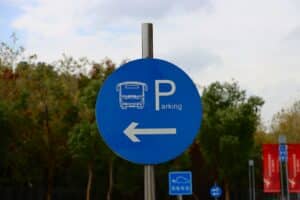 découvrez notre service de bus direction qui vous offre des trajets pratiques et confortables vers votre destination préférée. profitez de nos horaires flexibles et de notre réseau étendu pour explorer la ville en toute simplicité.
