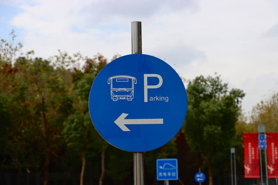 découvrez notre service de bus direction qui vous offre des trajets pratiques et confortables vers votre destination préférée. profitez de nos horaires flexibles et de notre réseau étendu pour explorer la ville en toute simplicité.