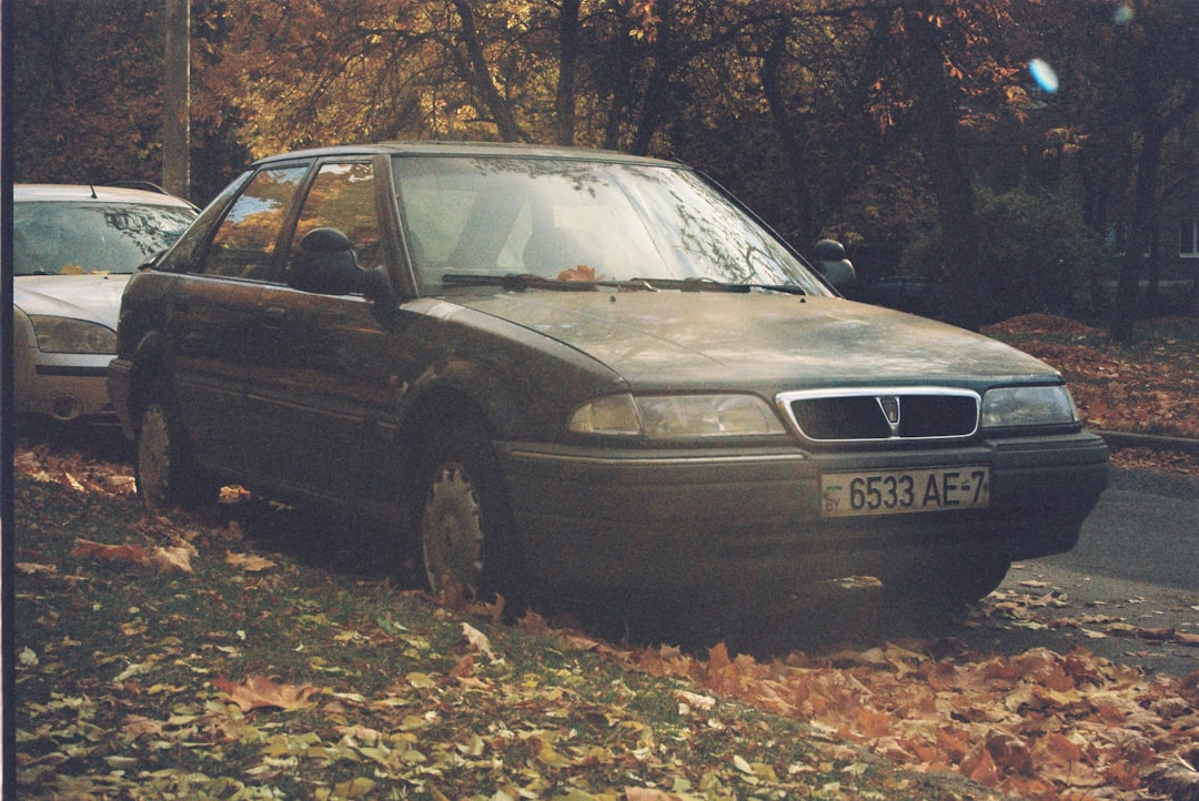 protégez votre véhicule avec nos housses de voiture de haute qualité. résistantes aux intempéries et à la poussière, nos car covers offrent une protection optimale pour préserver la peinture et l'intérieur de votre voiture. découvrez notre sélection adaptée à tous les types de véhicules.