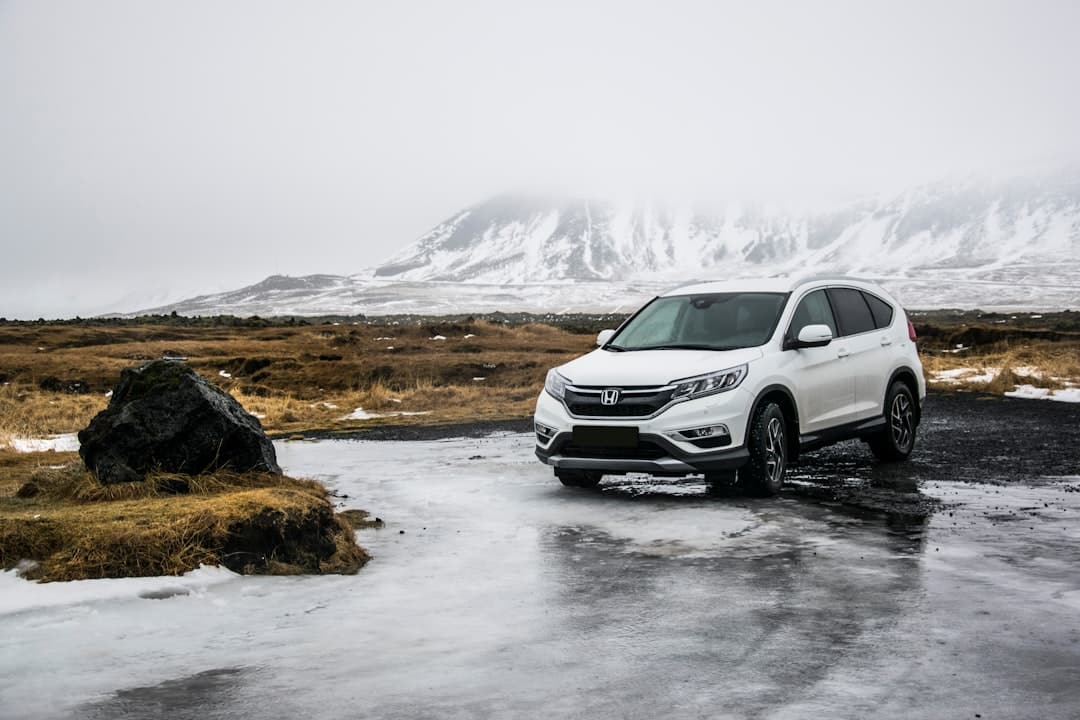 découvrez nos conseils et astuces pour l'entretien des portes de voiture, afin d'assurer leur bon fonctionnement et prolonger leur durée de vie. apprenez à identifier les problèmes courants et à effectuer les réparations nécessaires pour maintenir la sécurité et l'esthétique de votre véhicule.