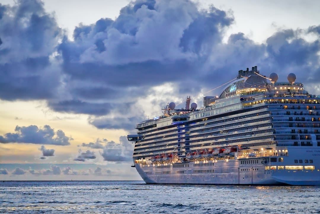 découvrez les nombreux avantages des croisières, incluant des expériences inoubliables en mer, des escales uniques et un confort inégalé. partez à la découverte de destinations tout en profitant de services de qualité et d'activités variées à bord.