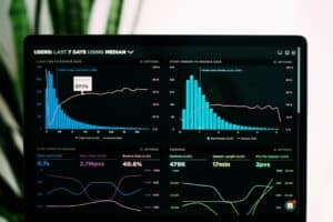 découvrez notre dashboard intuitif et dynamique, conçu pour faciliter l'analyse et la visualisation de vos données. accédez à des tableaux de bord personnalisables pour suivre vos performances en temps réel et prendre des décisions éclairées.