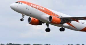 découvrez easyjet, la compagnie aérienne low-cost qui vous offre des vols abordables vers de nombreuses destinations en europe. réservez dès maintenant et profitez de tarifs compétitifs, d'un service de qualité et d'une expérience de voyage simplifiée.