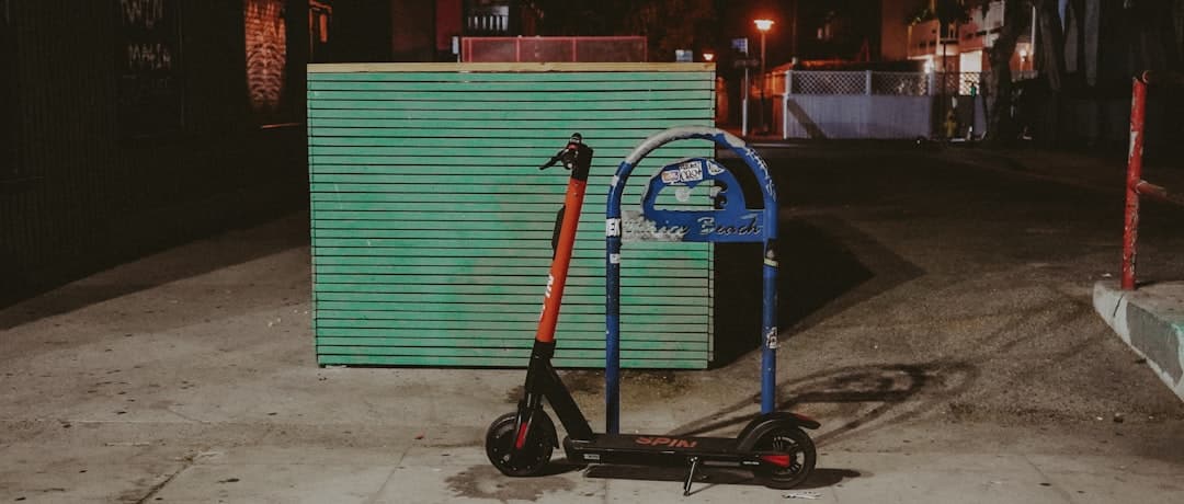 découvrez comment optimiser la batterie de votre trottinette électrique pour prolonger son autonomie et améliorer ses performances. suivez nos conseils pratiques pour une utilisation efficace et durable de votre véhicule électrique.