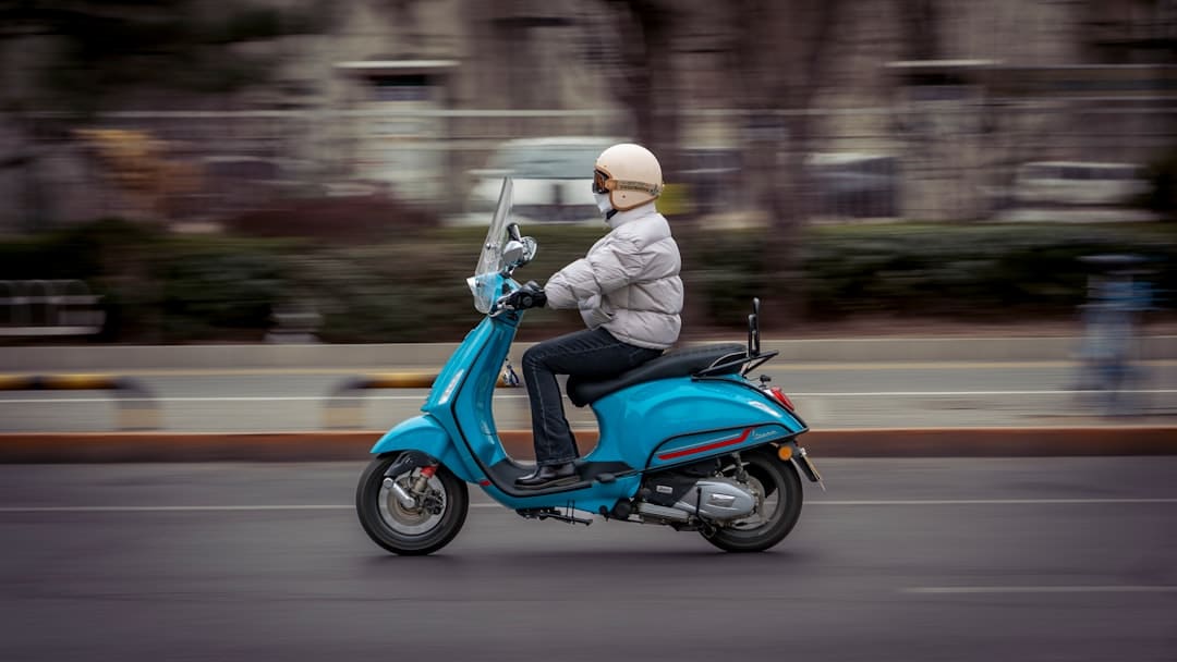 découvrez les prix des scooters électriques, comparez les modèles et trouvez le meilleur rapport qualité-prix pour votre mobilité urbaine.
