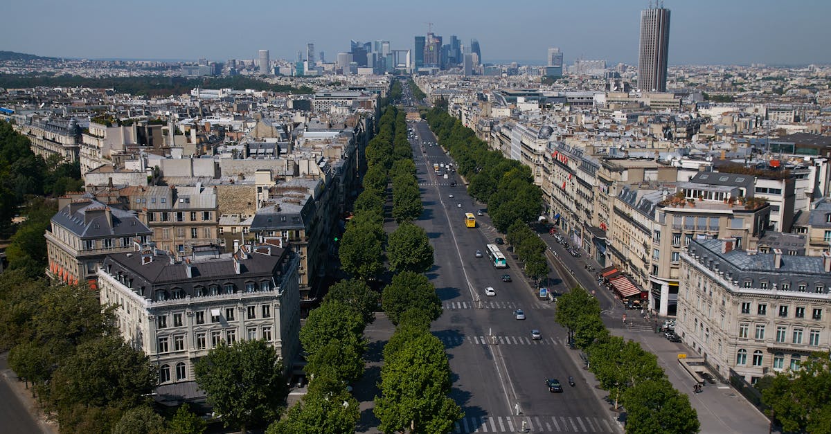 découvrez l'histoire, l'héritage et les réalisations de foch, une figure emblématique de la france. parcourez sa biographie, ses faits marquants et son impact sur l'histoire militaire française.