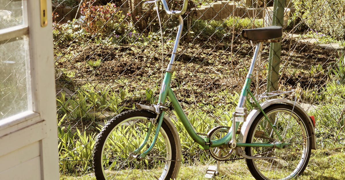 découvrez notre gamme de vélos pliants, alliant praticité et performance pour vos déplacements urbains. faciles à transporter et à ranger, nos folding bikes sont parfaits pour gagner en mobilité au quotidien.