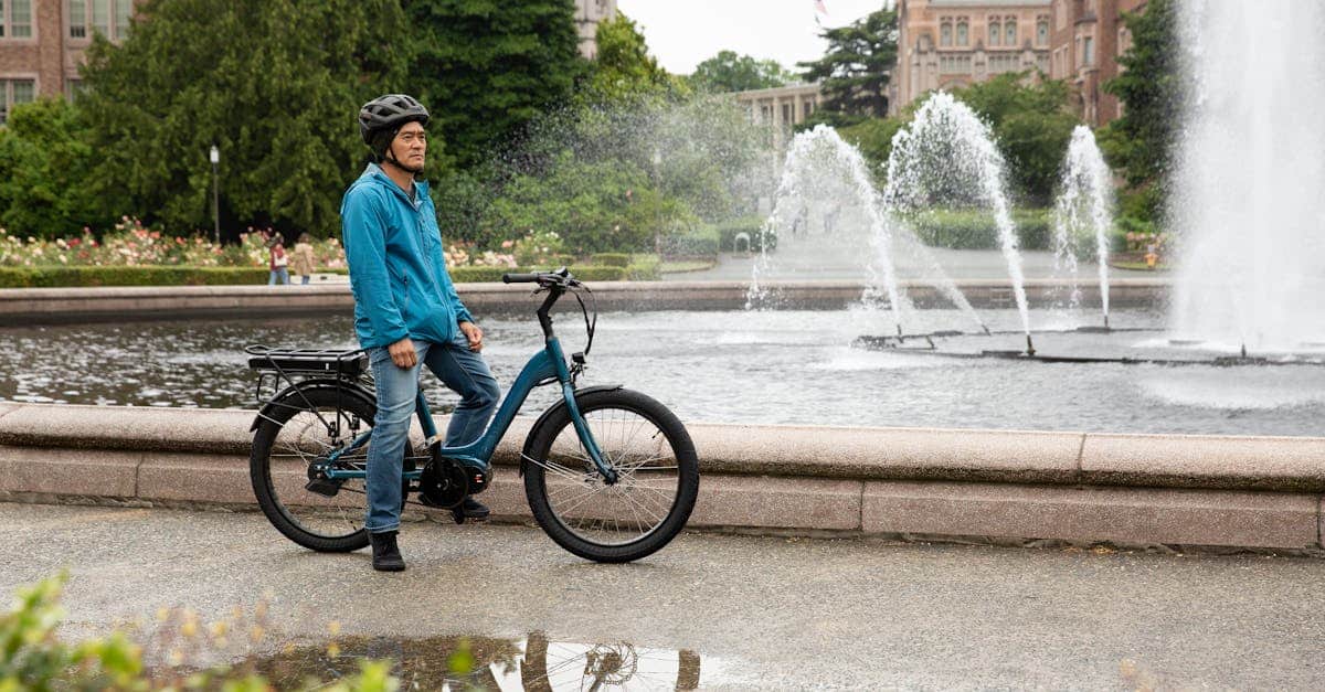 découvrez notre vélo électrique pliant alliant praticité et performance pour vos déplacements urbains. léger, compact et facile à transporter, il facilite vos trajets quotidiens tout en respectant l'environnement.