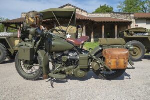 découvrez l'univers passionnant de la moto française : des modèles emblématiques aux innovations techniques, plongez dans l'histoire et la culture des deux-roues qui font la fierté de la france.