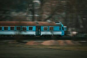 découvrez les mystères du train hanté, une expérience captivante mêlant frissons et légendes intemporelles à bord d'un voyage unique.