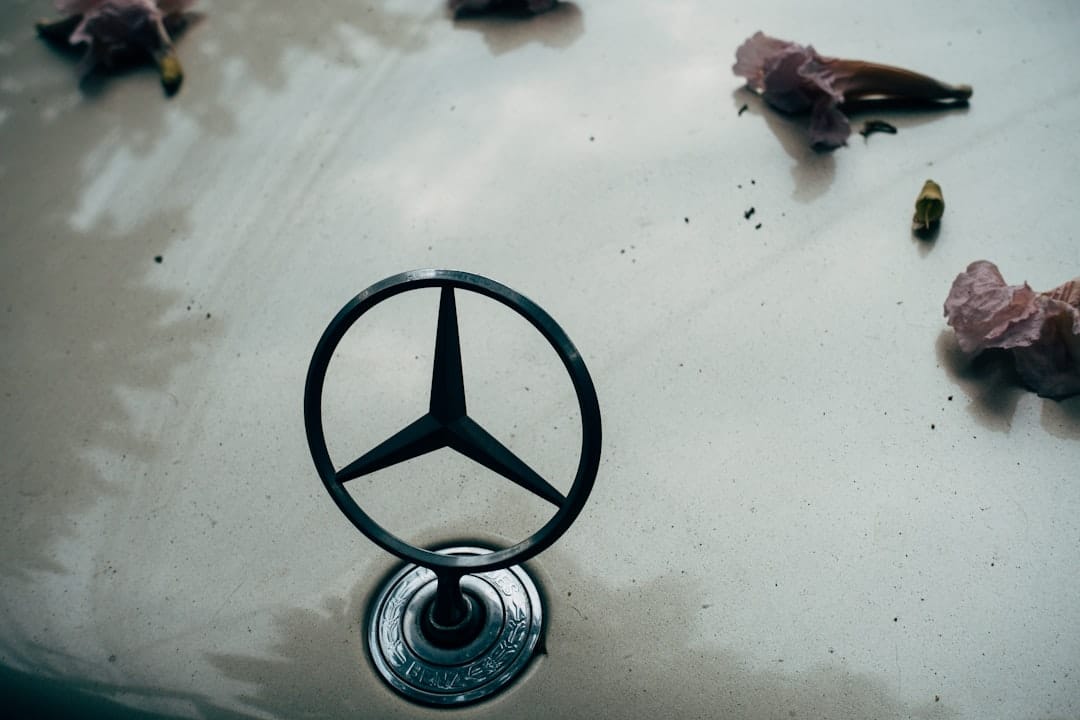 découvrez pourquoi les camions mercedes sont si populaires sur le marché. des performances fiables, un design innovant et un confort inégalé font de ces véhicules des choix privilégiés pour les professionnels du transport.