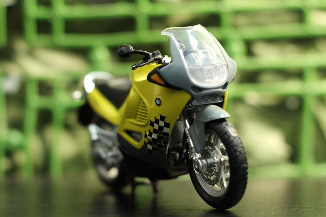 découvrez notre sélection de mini motos conçues pour les passionnés de vitesse et d’aventure. idéales pour l’initiation ou le loisir, ces miniatures allient performance, sécurité et design moderne.