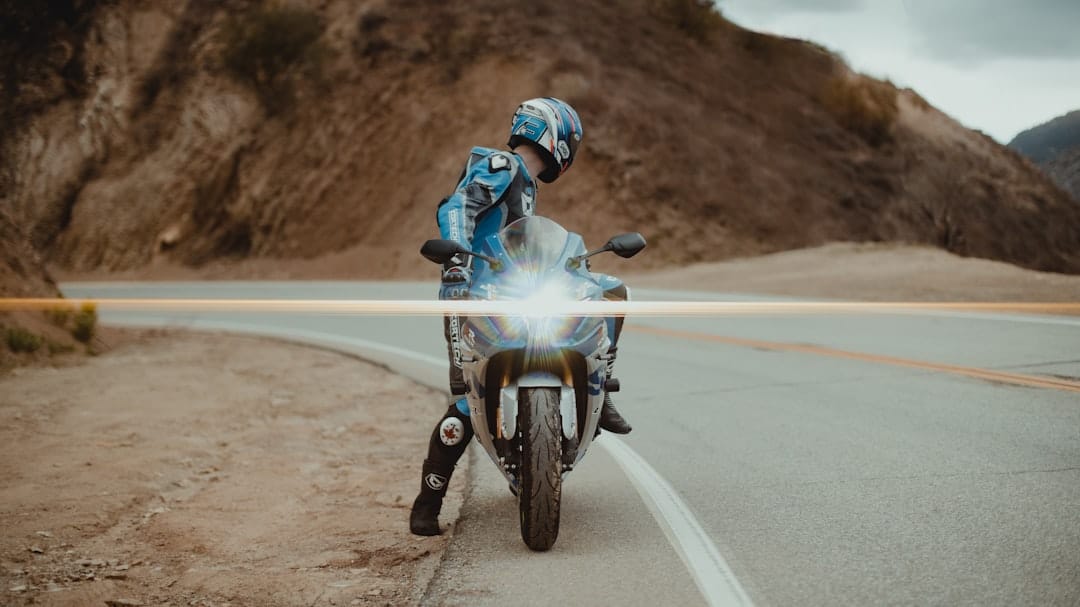 découvrez notre sélection de bottes de moto alliant style, sécurité et confort pour tous les motards. choisissez la paire idéale pour vos trajets en deux-roues !