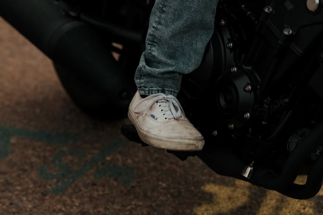 découvrez notre sélection de bottes de moto, alliant sécurité, confort et style pour tous les motards. trouvez la paire idéale pour vos aventures sur route ou tout-terrain.