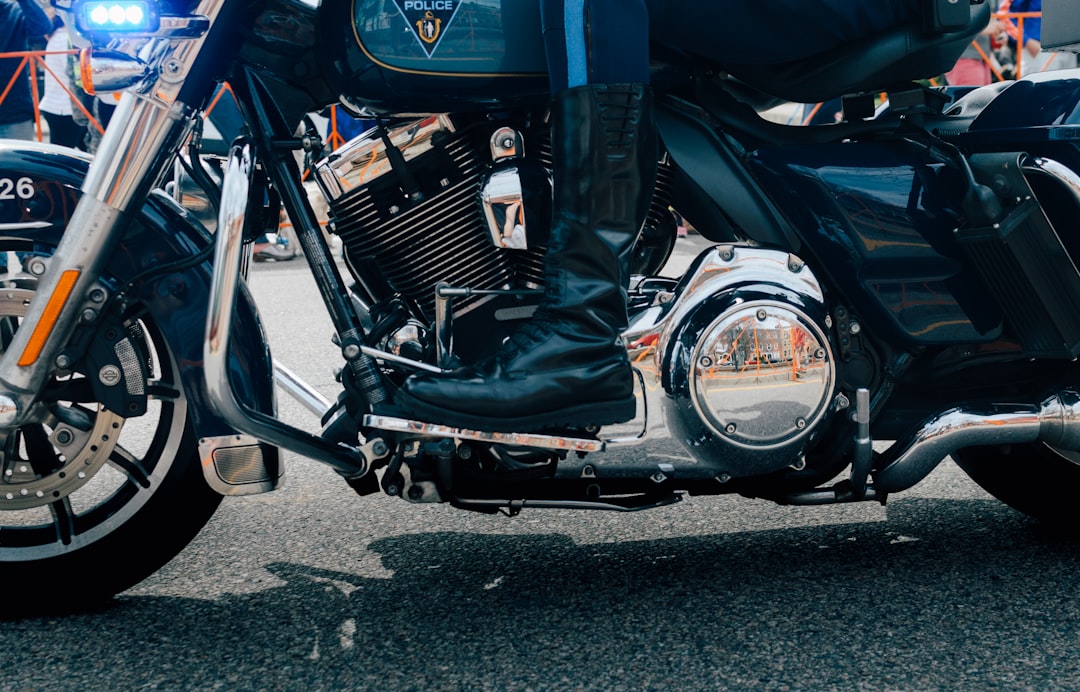 découvrez notre sélection de bottes de moto alliant style, confort et sécurité. idéales pour tous les motards, nos boots garantissent une protection optimale et un look tendance sur la route.