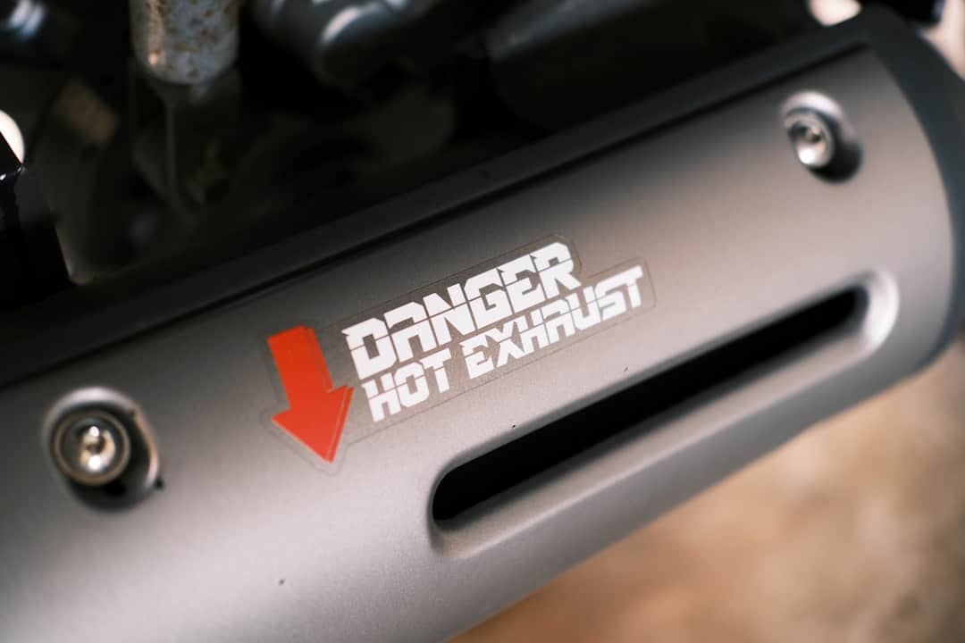 découvrez notre sélection complète d'équipements pour motocyclistes, allant des casques aux vestes de protection en passant par les gants et bottes. équipez-vous pour votre prochaine aventure sur deux roues avec style et sécurité.