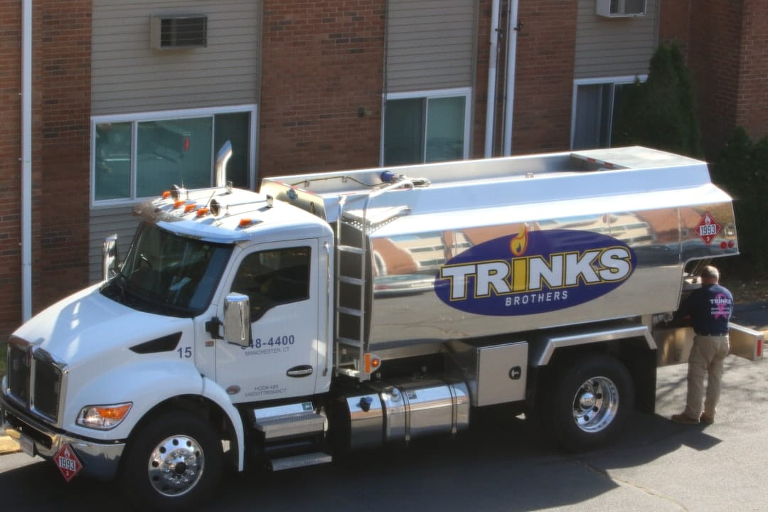 louez un camion de déménagement au meilleur prix ! profitez de nos véhicules fiables et spacieux pour transporter vos biens en toute sécurité. réservez dès maintenant et simplifiez votre déménagement !