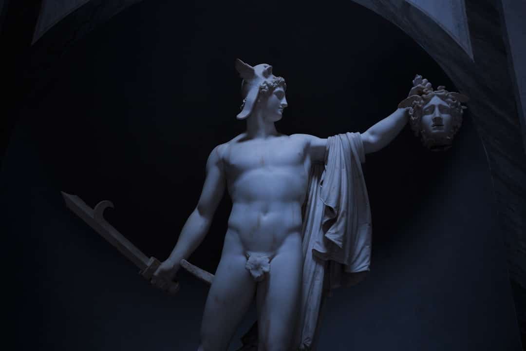 découvrez l'univers fascinant des mythes à travers les âges. plongez dans les récits légendaires, les figures emblématiques et les leçons intemporelles que les mythes nous transmettent. explorez comment ces histoires ancestrales continuent d'influencer notre culture et notre imagination aujourd'hui.