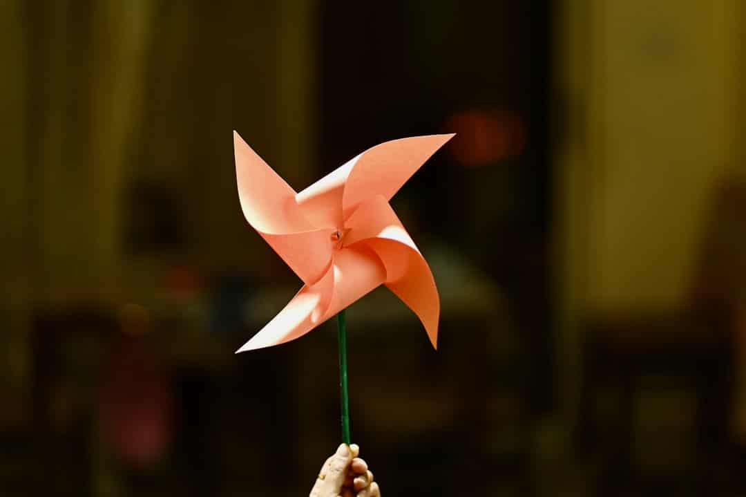 découvrez l'art de l'origami : apprentissage des pliages, astuces et modèles pour débutants et passionnés. créez facilement vos propres œuvres en papier.