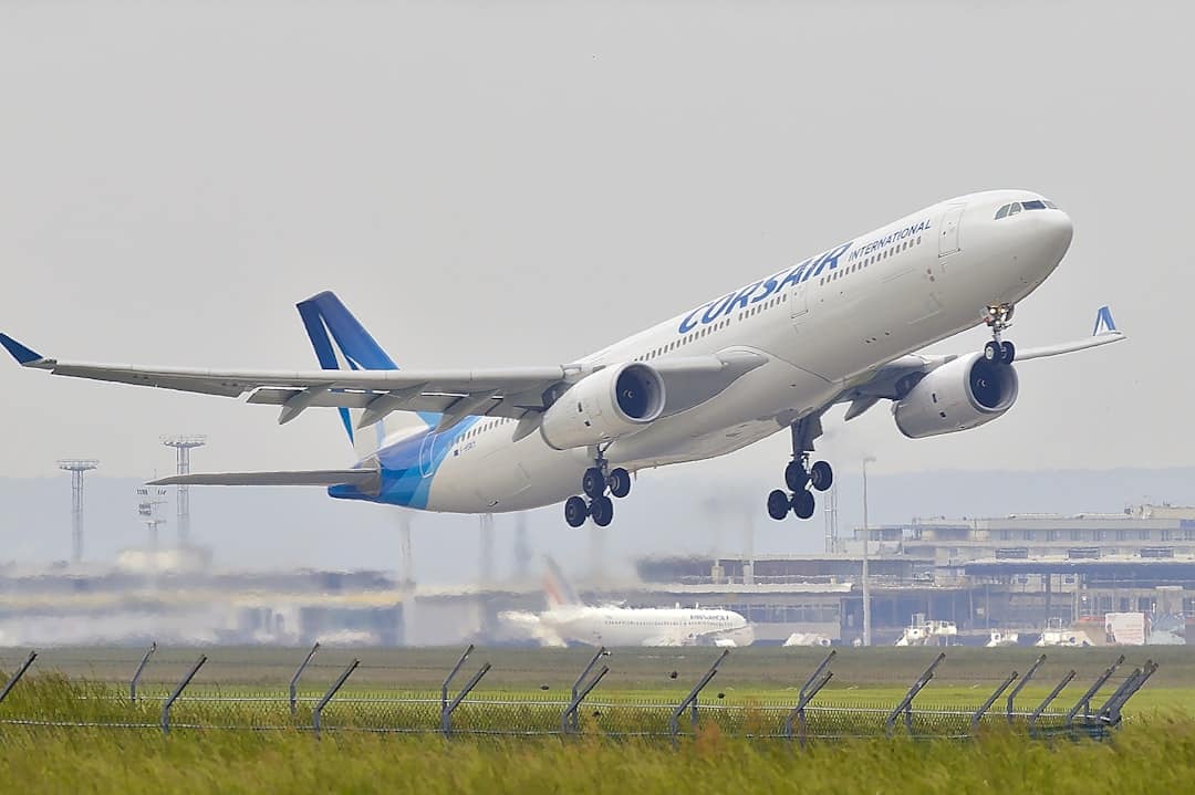 découvrez toutes les informations essentielles sur orly : actualités, guides de voyage, conseils pratiques pour l'aéroport et la ville, bons plans et horaires en temps réel.