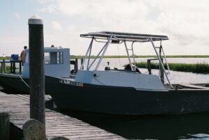 découvrez notre gamme de canots pneumatiques rigides, parfaits pour vos aventures nautiques. légers, stables et faciles à transporter, ces bateaux offrent une performance exceptionnelle sur l'eau. que vous soyez passionné de pêche, de plaisance ou d'exploration, nos modèles s'adaptent à tous vos besoins.
