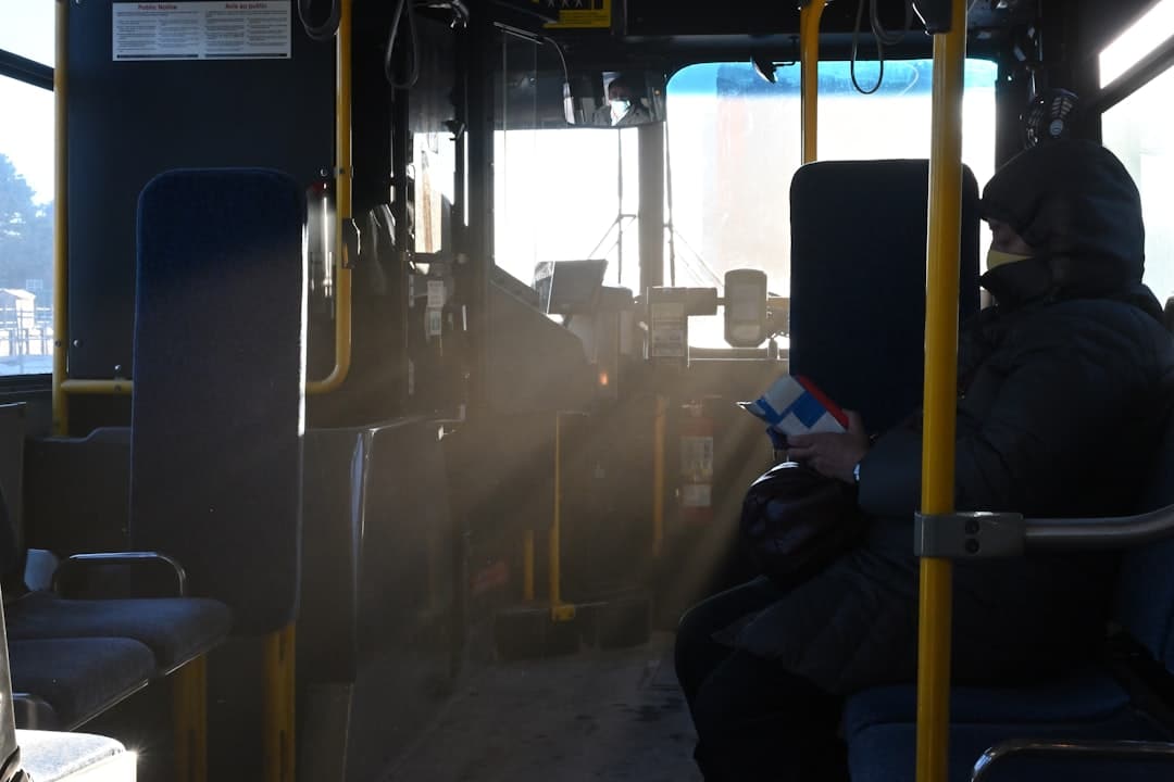 découvrez le concept innovant du smoking bus : un espace mobile dédié aux amateurs de tabac, offrant confort, convivialité et respect des normes. parfait pour vos événements et déplacements !