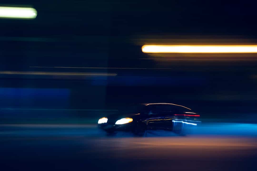 découvrez les enjeux liés à l'excès de vitesse, ses conséquences et les mesures de sécurité à adopter pour rouler en toute sécurité. informez-vous sur la législation, les types de radars et les astuces pour éviter les infractions.