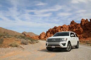 découvrez notre sélection de suv alliant performance, confort et style. explorez des modèles adaptés à toutes vos aventures, que ce soit en ville ou en pleine nature. trouvez le véhicule parfait qui répond à vos besoins et à votre personnalité.