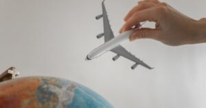 découvrez notre collection de jouets avions : des modèles réalistes et ludiques pour enfants et passionnés d’aéronautique. idéal pour offrir des heures de jeu et d’imagination !