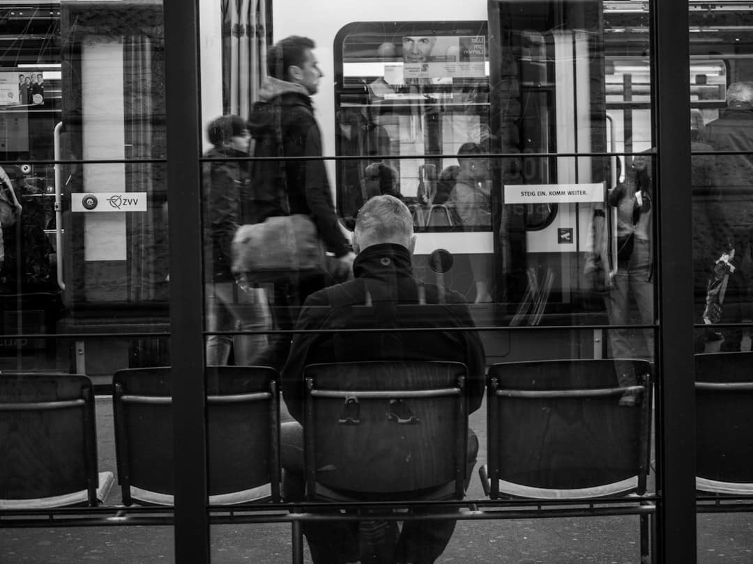 réservez vos billets de train en quelques clics avec notre plateforme conviviale. profitez des meilleures offres et d'une expérience de voyage agréable grâce à notre service de réservation de train en ligne.