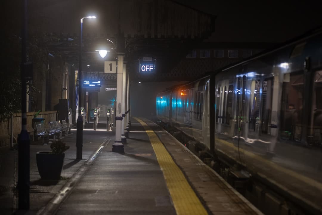découvrez les meilleures pratiques d'optimisation des trains pour améliorer l'efficacité, réduire les coûts et favoriser un transport durable. explorez des stratégies innovantes et des technologies avancées pour maximiser la performance de vos services ferroviaires.