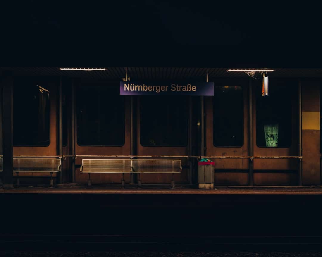 découvrez les avantages du voyage en train : confort, rapidité et respect de l'environnement pour explorer les plus belles destinations en toute sérénité.