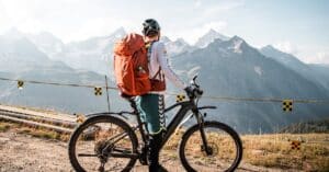découvrez la liberté du cyclisme tout-terrain avec nos vélos de trekking. conçus pour l'aventure, ces vélos allient confort et performance, parfaits pour explorer les sentiers et les routes. préparez-vous à vivre des moments inoubliables en pleine nature.