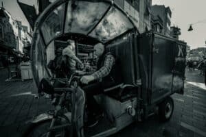 trouvez des conseils, astuces et ressources sur la mécanique de camions : réparation, entretien, diagnostics et solutions pour tous types de véhicules poids lourds.