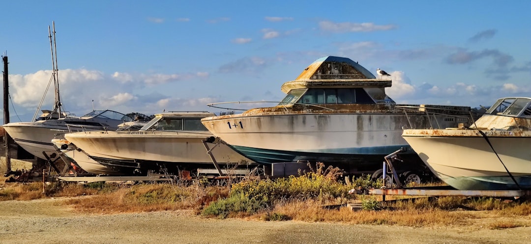 découvrez notre sélection de bateaux d'occasion à prix compétitifs. trouvez le bateau idéal pour vos aventures nautiques parmi notre large gamme de modèles fiables et contrôlés.