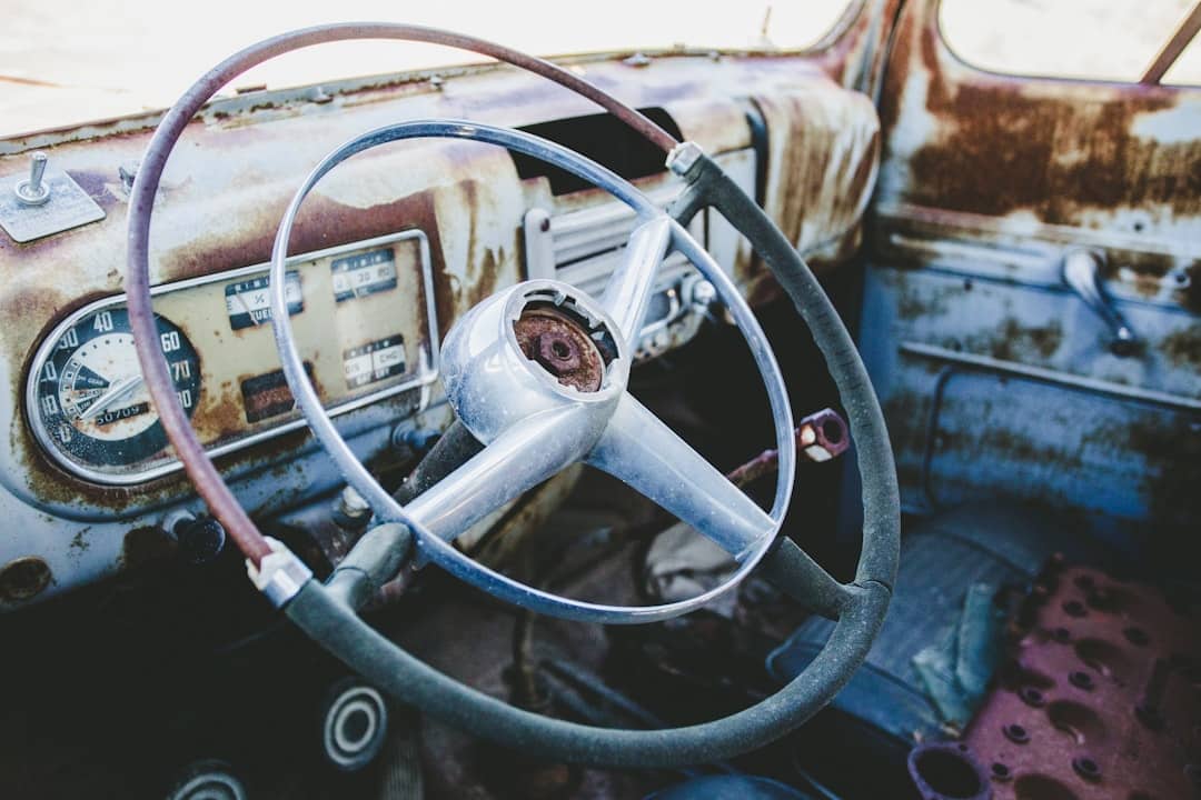 découvrez l'univers fascinant des roues, élément essentiel de notre quotidien et symbole de mouvement. explorez les différents types de roues, leur histoire, leur technologie et leur impact sur les transports modernes.